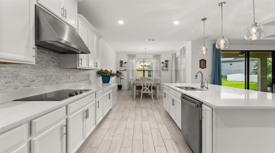 KISSIMMEE, Florida 34746, 5 Bedrooms Bedrooms, ,4 BathroomsBathrooms,Residential,For Sale,BOWFIN,0,MFRS5154306