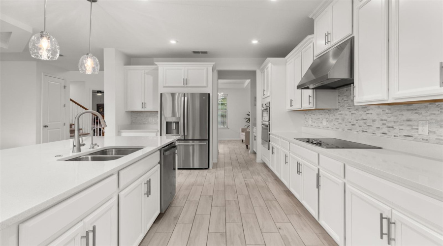 KISSIMMEE, Florida 34746, 5 Bedrooms Bedrooms, ,4 BathroomsBathrooms,Residential,For Sale,BOWFIN,0,MFRS5154306