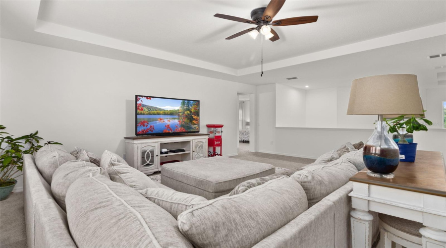 KISSIMMEE, Florida 34746, 5 Bedrooms Bedrooms, ,4 BathroomsBathrooms,Residential,For Sale,BOWFIN,0,MFRS5154306