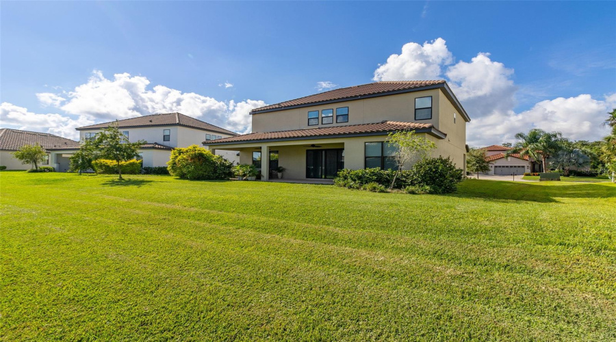 KISSIMMEE, Florida 34746, 5 Bedrooms Bedrooms, ,4 BathroomsBathrooms,Residential,For Sale,BOWFIN,0,MFRS5154306