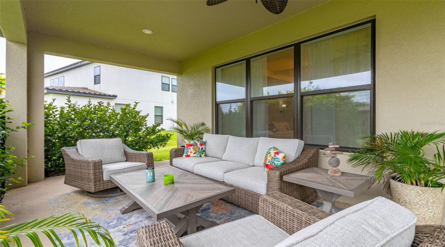 KISSIMMEE, Florida 34746, 5 Bedrooms Bedrooms, ,4 BathroomsBathrooms,Residential,For Sale,BOWFIN,0,MFRS5154306