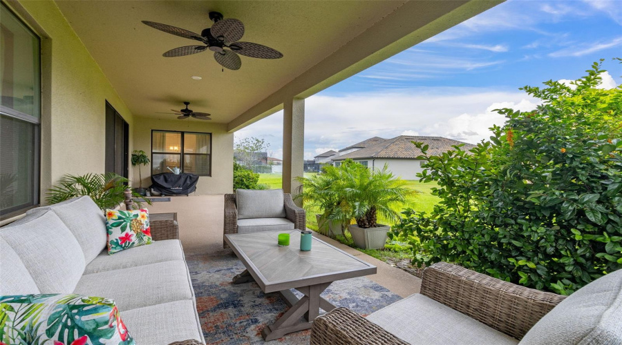 KISSIMMEE, Florida 34746, 5 Bedrooms Bedrooms, ,4 BathroomsBathrooms,Residential,For Sale,BOWFIN,0,MFRS5154306