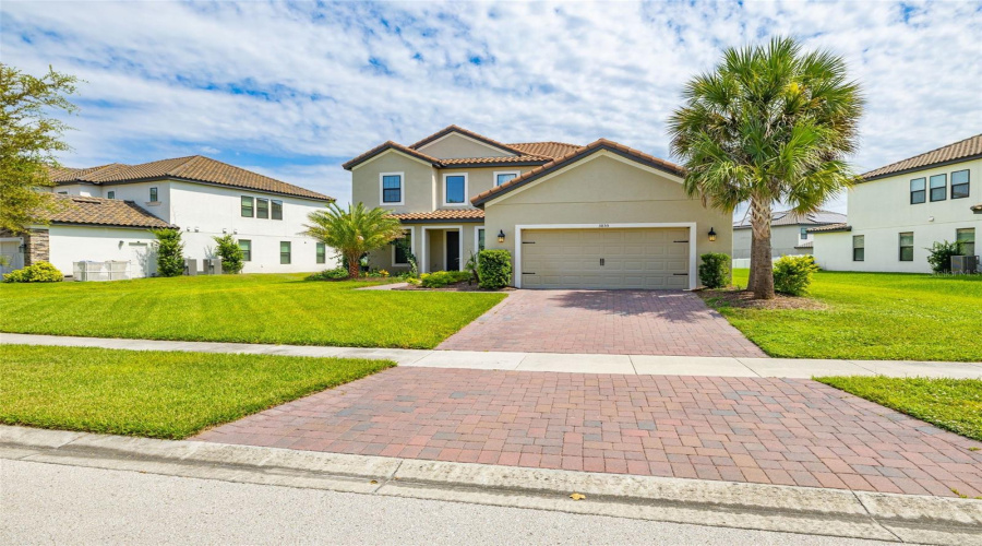 KISSIMMEE, Florida 34746, 5 Bedrooms Bedrooms, ,4 BathroomsBathrooms,Residential,For Sale,BOWFIN,0,MFRS5154306