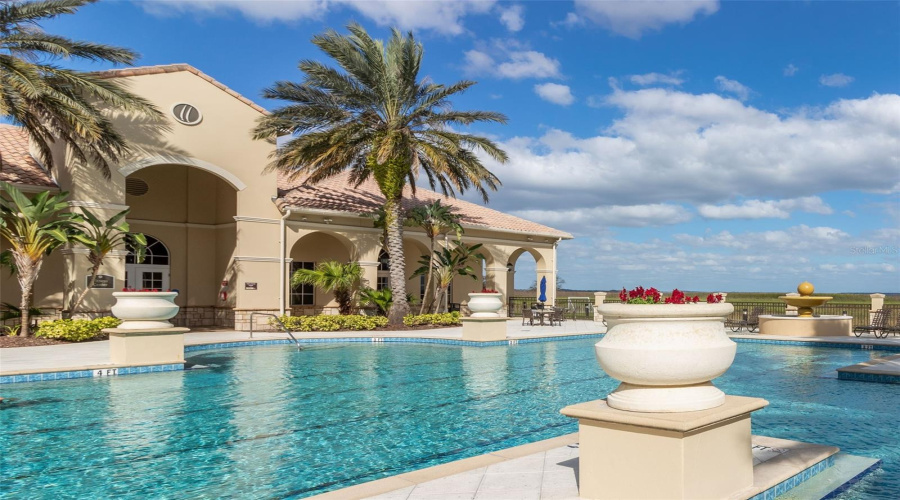 KISSIMMEE, Florida 34746, 5 Bedrooms Bedrooms, ,4 BathroomsBathrooms,Residential,For Sale,BOWFIN,0,MFRS5154306