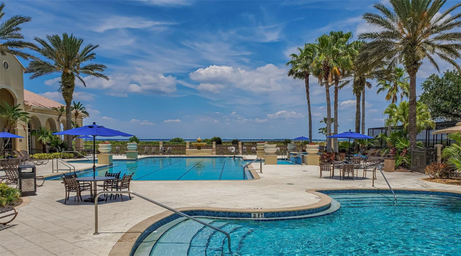 KISSIMMEE, Florida 34746, 5 Bedrooms Bedrooms, ,4 BathroomsBathrooms,Residential,For Sale,BOWFIN,0,MFRS5154306
