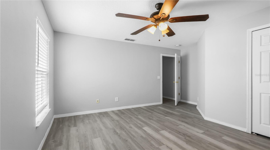 KISSIMMEE, Florida 34746, 4 Bedrooms Bedrooms, ,2 BathroomsBathrooms,Residential,For Sale,VIEHMAN,0,MFRTB8541164