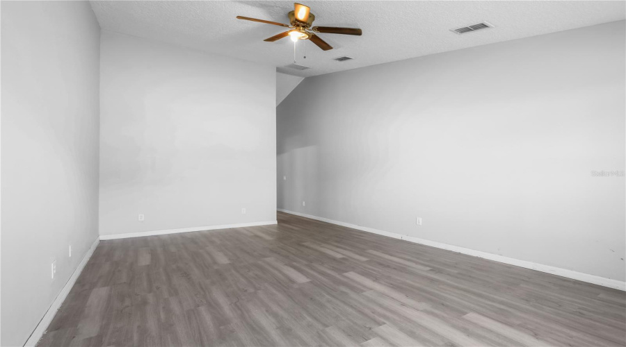 KISSIMMEE, Florida 34746, 4 Bedrooms Bedrooms, ,2 BathroomsBathrooms,Residential,For Sale,VIEHMAN,0,MFRTB8541164