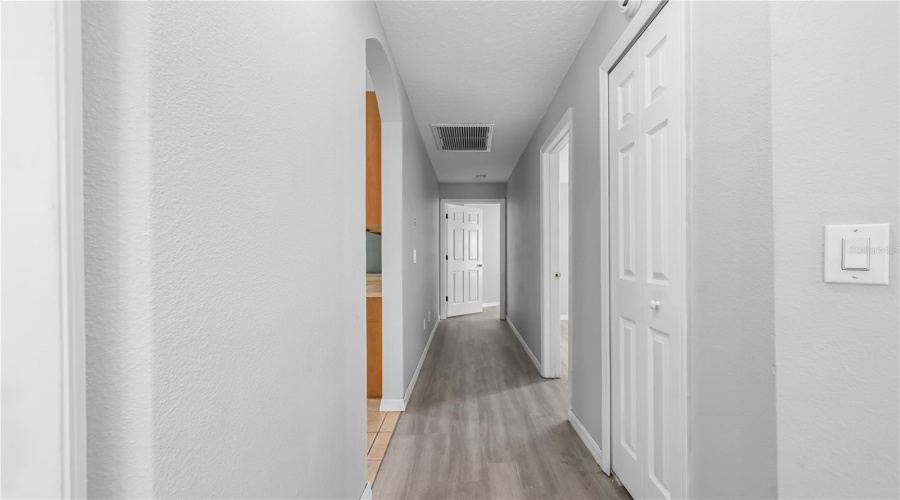 KISSIMMEE, Florida 34746, 4 Bedrooms Bedrooms, ,2 BathroomsBathrooms,Residential,For Sale,VIEHMAN,0,MFRTB8541164