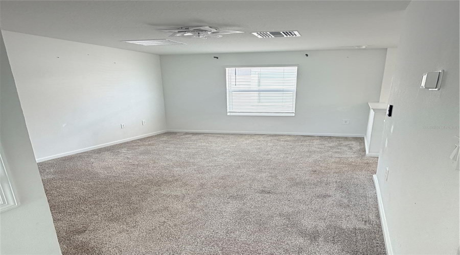DAVENPORT, Florida 33837, 4 Bedrooms Bedrooms, ,2 BathroomsBathrooms,Residential,For Sale,BIG SUR,0,MFRTB8540673