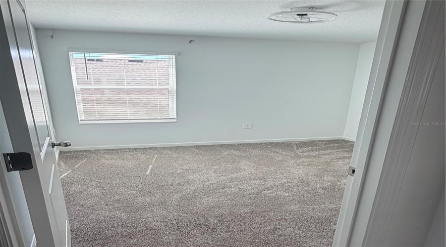 DAVENPORT, Florida 33837, 4 Bedrooms Bedrooms, ,2 BathroomsBathrooms,Residential,For Sale,BIG SUR,0,MFRTB8540673