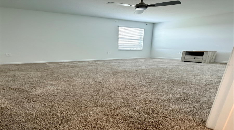 DAVENPORT, Florida 33837, 4 Bedrooms Bedrooms, ,2 BathroomsBathrooms,Residential,For Sale,BIG SUR,0,MFRTB8540673