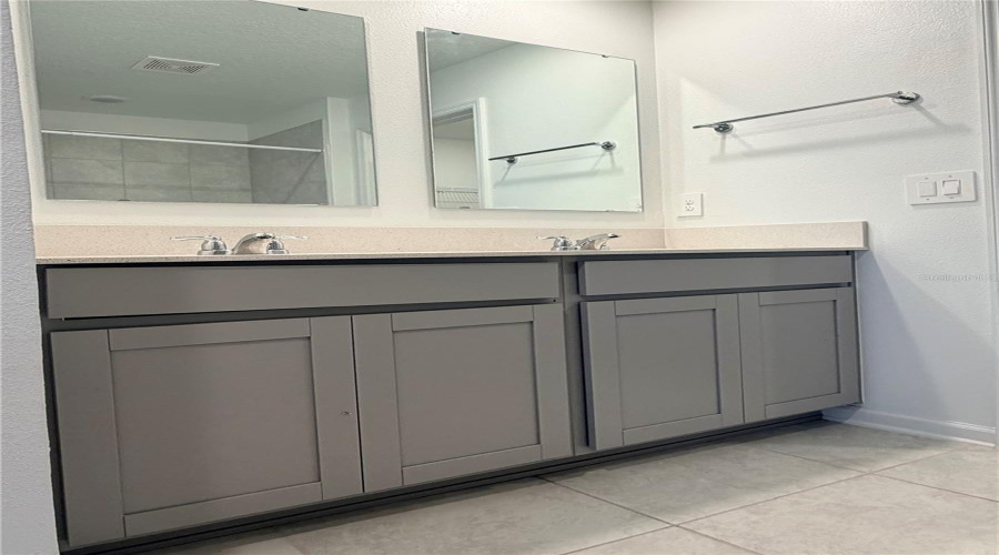 DAVENPORT, Florida 33837, 4 Bedrooms Bedrooms, ,2 BathroomsBathrooms,Residential,For Sale,BIG SUR,0,MFRTB8540673