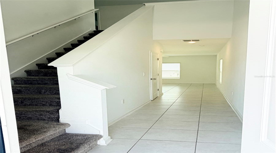 DAVENPORT, Florida 33837, 4 Bedrooms Bedrooms, ,2 BathroomsBathrooms,Residential,For Sale,BIG SUR,0,MFRTB8540673