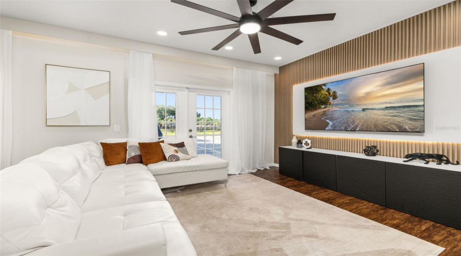KISSIMMEE, Florida 34746, 4 Bedrooms Bedrooms, ,3 BathroomsBathrooms,Residential,For Sale,DIPLOMAT,0,MFRS5156051