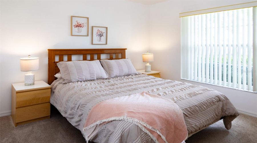 DAVENPORT, Florida 33897, 3 Bedrooms Bedrooms, ,2 BathroomsBathrooms,Residential,For Sale,PINE CONE,0,MFRS5156074