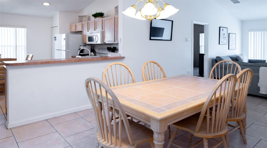 DAVENPORT, Florida 33897, 3 Bedrooms Bedrooms, ,2 BathroomsBathrooms,Residential,For Sale,PINE CONE,0,MFRS5156074