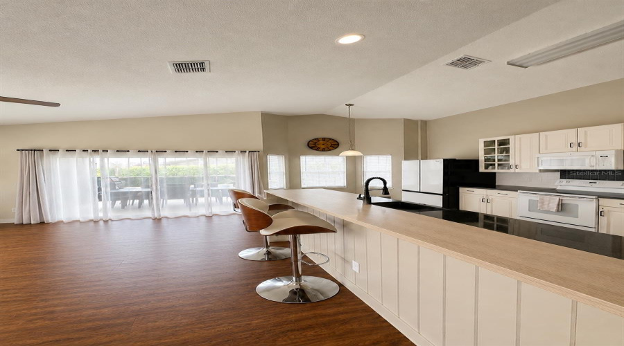 DAVENPORT, Florida 33897, 3 Bedrooms Bedrooms, ,3 BathroomsBathrooms,Residential,For Sale,OLD BRIDGE,0,MFRO6435863