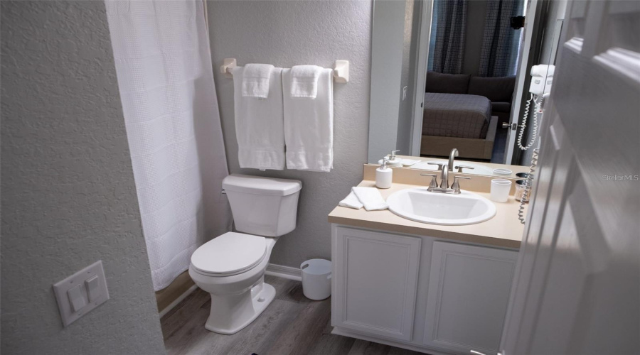 DAVENPORT, Florida 33897, 4 Bedrooms Bedrooms, ,3 BathroomsBathrooms,Residential,For Sale,CALABRIA,0,MFRO6434070
