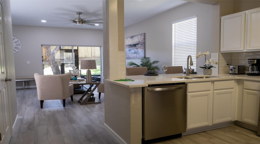 DAVENPORT, Florida 33897, 4 Bedrooms Bedrooms, ,3 BathroomsBathrooms,Residential,For Sale,CALABRIA,0,MFRO6434070