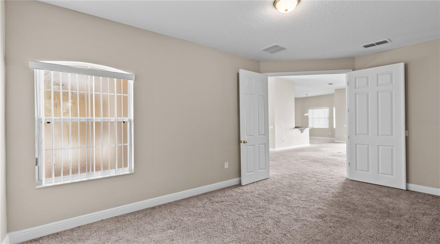 KISSIMMEE, Florida 34746, 3 Bedrooms Bedrooms, ,3 BathroomsBathrooms,Residential,For Sale,BOAT COVE,0,MFRTB8540381