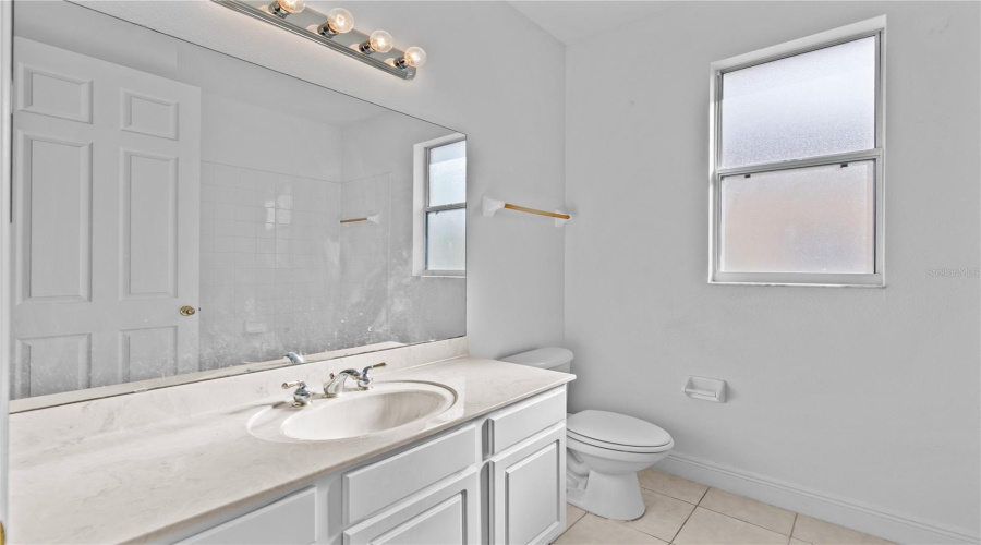 KISSIMMEE, Florida 34746, 3 Bedrooms Bedrooms, ,3 BathroomsBathrooms,Residential,For Sale,BOAT COVE,0,MFRTB8540381