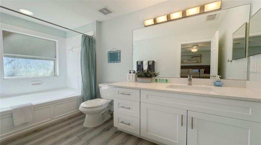 DAVENPORT, Florida 33897, 4 Bedrooms Bedrooms, ,3 BathroomsBathrooms,Residential,For Sale,PALERMO,0,MFRO6434972