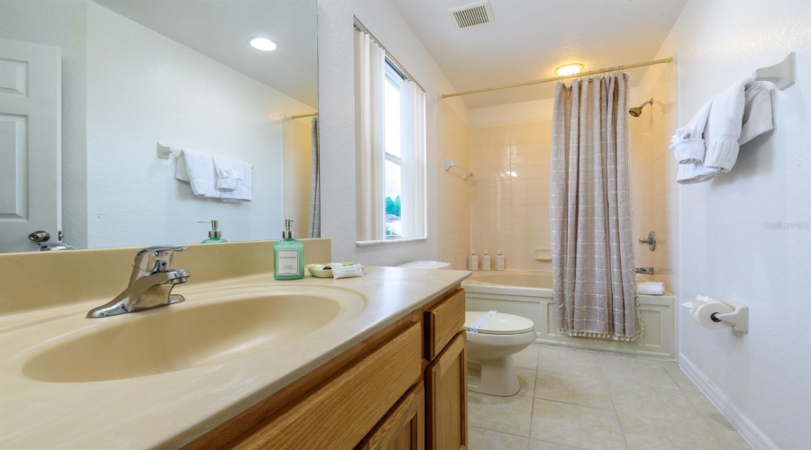 KISSIMMEE, Florida 34746, 3 Bedrooms Bedrooms, ,3 BathroomsBathrooms,Residential,For Sale,COUPE,0,MFRL4964465