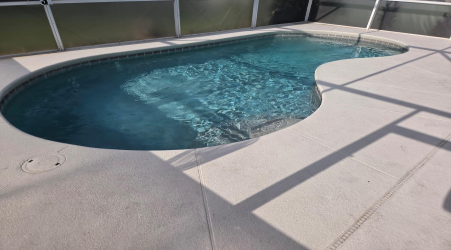 DAVENPORT, Florida 33897, 4 Bedrooms Bedrooms, ,3 BathroomsBathrooms,Residential,For Sale,PINE CONE,0,MFRO6435962