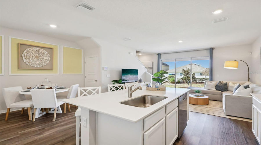DAVENPORT, Florida 33837, 3 Bedrooms Bedrooms, ,2 BathroomsBathrooms,Residential,For Sale,OLYMPIC,0,MFRO6435928