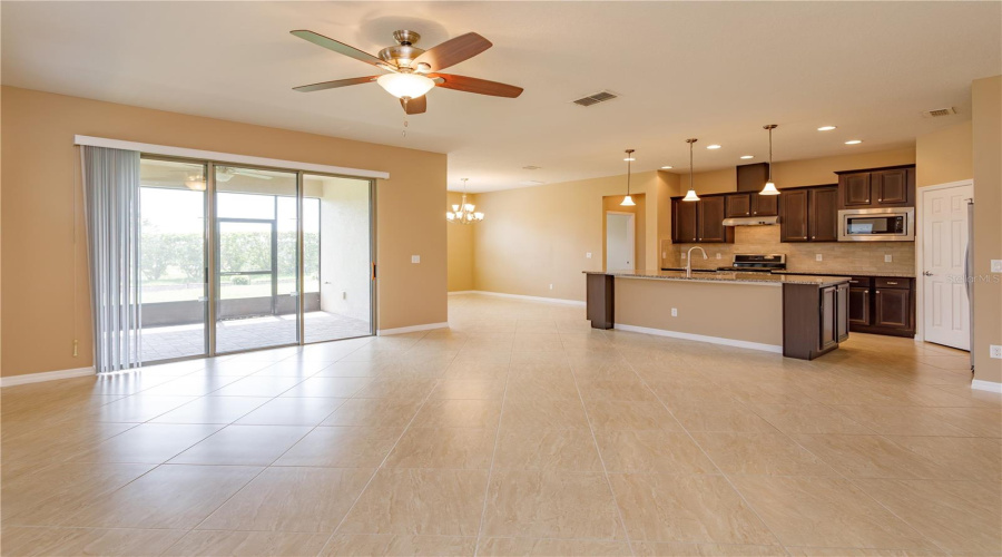 DAVENPORT, Florida 33837, 2 Bedrooms Bedrooms, ,2 BathroomsBathrooms,Residential,For Sale,CORDOBA,0,MFRO6435158