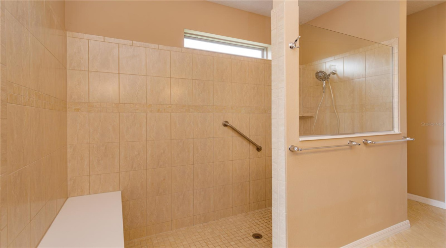 DAVENPORT, Florida 33837, 2 Bedrooms Bedrooms, ,2 BathroomsBathrooms,Residential,For Sale,CORDOBA,0,MFRO6435158
