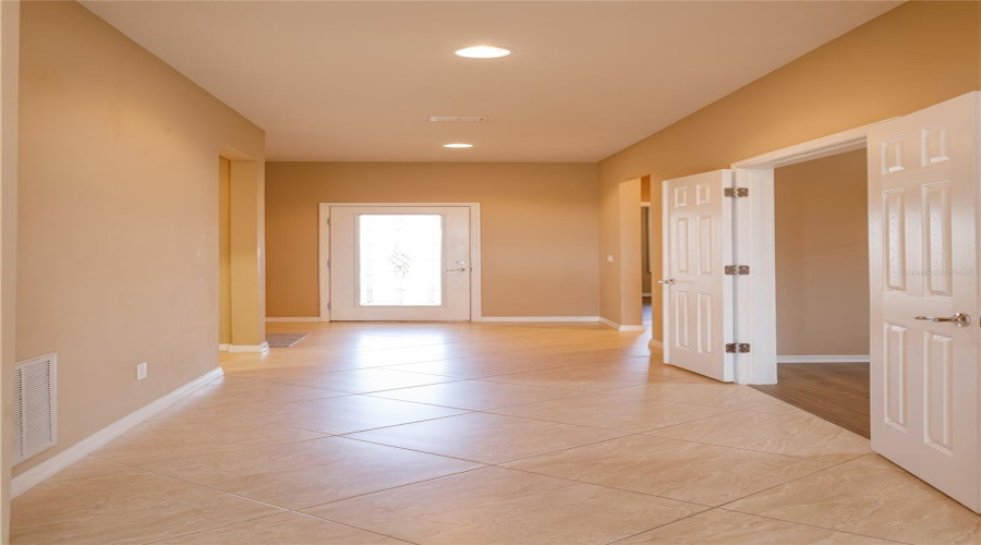 DAVENPORT, Florida 33837, 2 Bedrooms Bedrooms, ,2 BathroomsBathrooms,Residential,For Sale,CORDOBA,0,MFRO6435158
