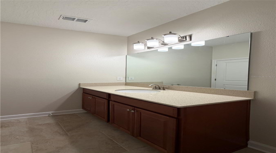 DAVENPORT, Florida 33837, 3 Bedrooms Bedrooms, ,2 BathroomsBathrooms,Residential,For Sale,BRUNSWICK,0,MFRS5156093