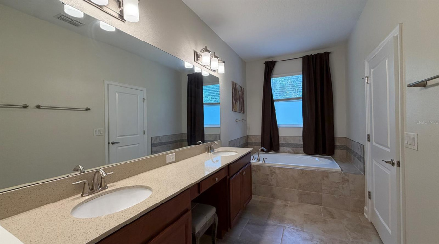 DAVENPORT, Florida 33837, 3 Bedrooms Bedrooms, ,2 BathroomsBathrooms,Residential,For Sale,BRUNSWICK,0,MFRS5156093