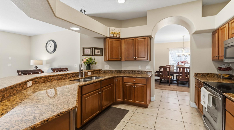 DAVENPORT, Florida 33896, 4 Bedrooms Bedrooms, ,4 BathroomsBathrooms,Residential,For Sale,SUFFOLK,0,MFRO6423832