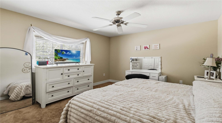 DAVENPORT, Florida 33896, 4 Bedrooms Bedrooms, ,4 BathroomsBathrooms,Residential,For Sale,SUFFOLK,0,MFRO6423832