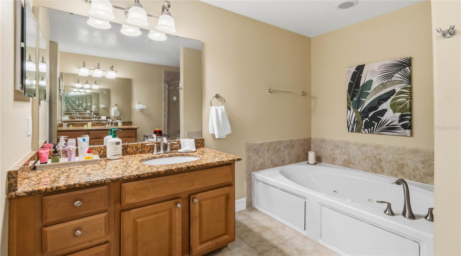 DAVENPORT, Florida 33896, 4 Bedrooms Bedrooms, ,4 BathroomsBathrooms,Residential,For Sale,SUFFOLK,0,MFRO6423832