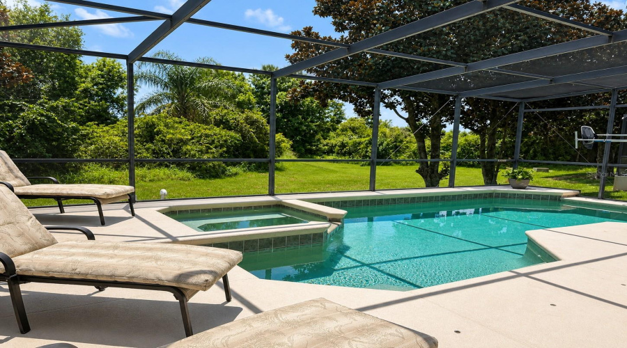 DAVENPORT, Florida 33896, 4 Bedrooms Bedrooms, ,4 BathroomsBathrooms,Residential,For Sale,SUFFOLK,0,MFRO6423832
