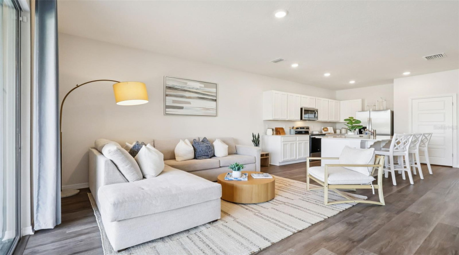 DAVENPORT, Florida 33837, 3 Bedrooms Bedrooms, ,2 BathroomsBathrooms,Residential,For Sale,OLYMPIC,0,MFRO6405107
