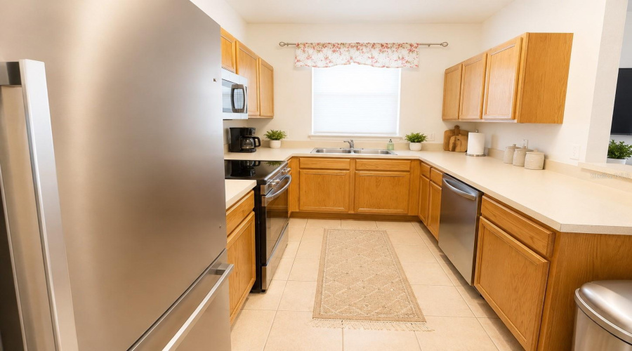 DAVENPORT, Florida 33897, 4 Bedrooms Bedrooms, ,3 BathroomsBathrooms,Residential,For Sale,TERRA LAGO,0,MFRTB8540604