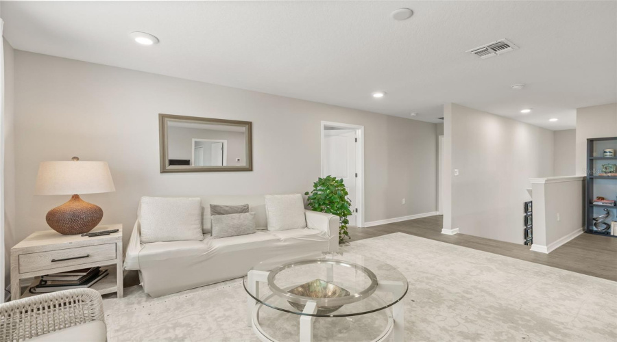 DAVENPORT, Florida 33897, 5 Bedrooms Bedrooms, ,3 BathroomsBathrooms,Residential,For Sale,BELLA VERANO,0,MFRO6436003