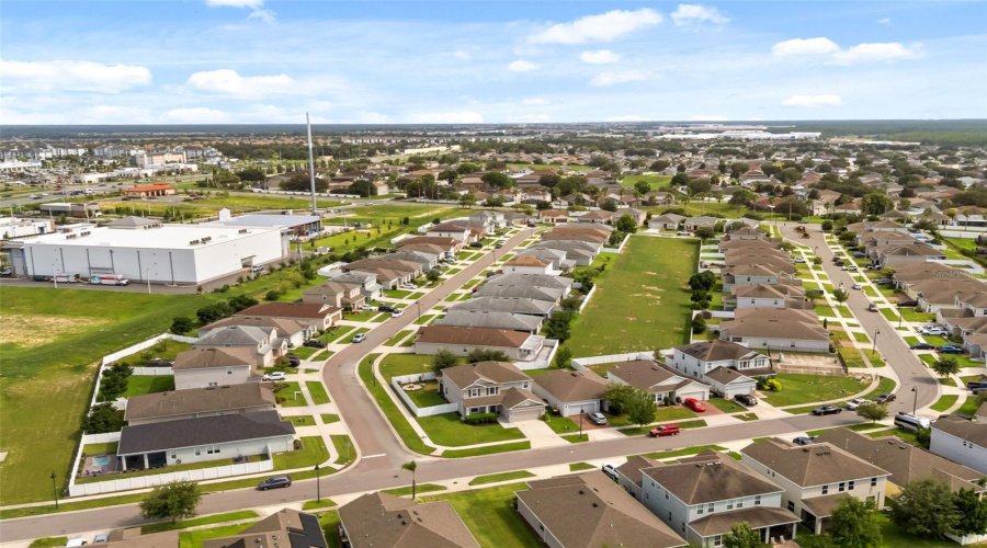 DAVENPORT, Florida 33897, 5 Bedrooms Bedrooms, ,3 BathroomsBathrooms,Residential,For Sale,BELLA VERANO,0,MFRO6436003