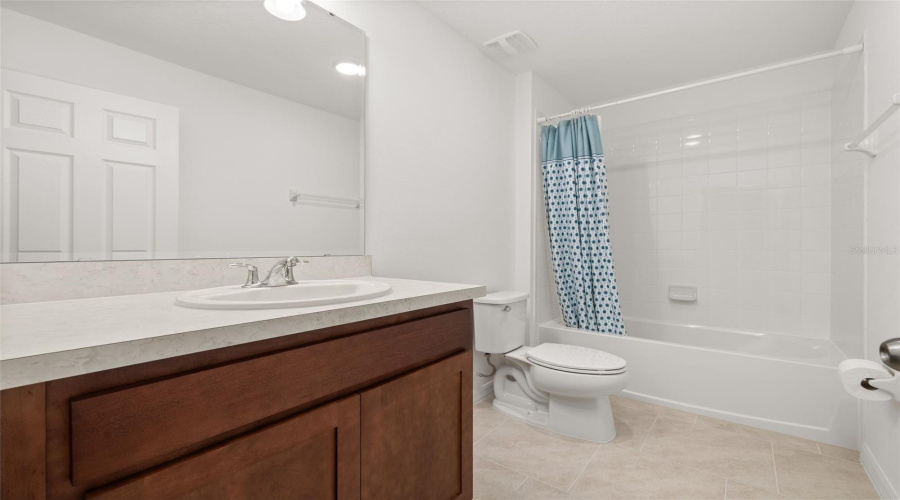 DAVENPORT, Florida 33837, 3 Bedrooms Bedrooms, ,2 BathroomsBathrooms,Residential,For Sale,SAND TORCH,0,MFRS5156055