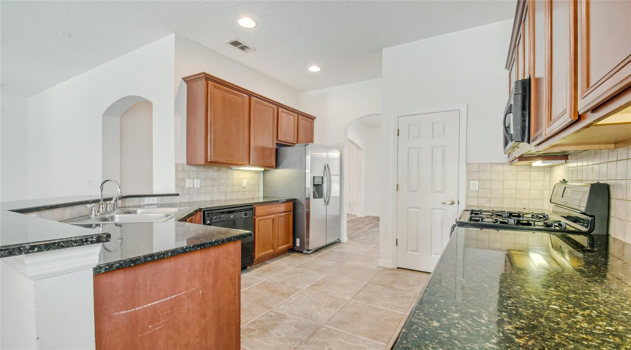 REUNION, Florida 34747, 4 Bedrooms Bedrooms, ,2 BathroomsBathrooms,Residential,For Sale,DEVEREAUX,0,MFRS5150891