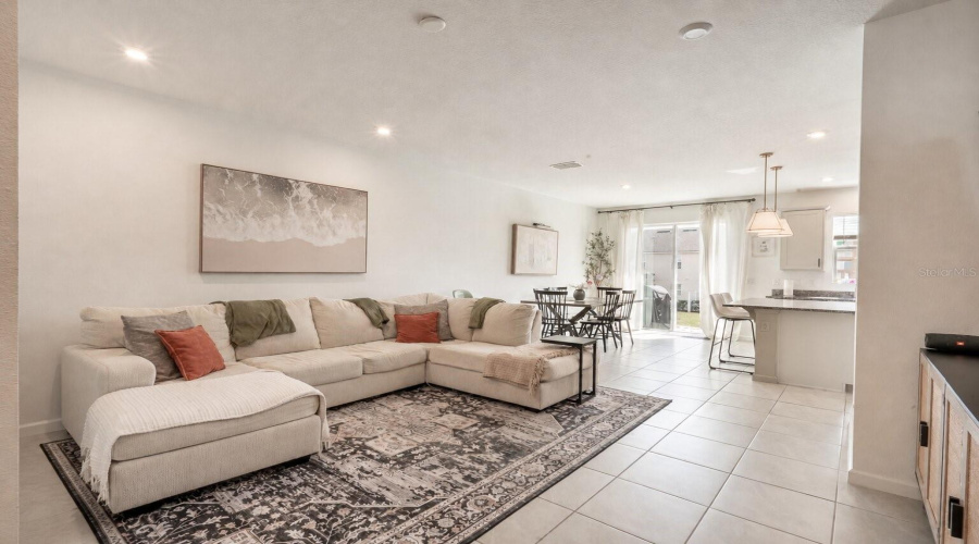 KISSIMMEE, Florida 34747, 3 Bedrooms Bedrooms, ,2 BathroomsBathrooms,Residential,For Sale,SEASIDE MIST,0,MFRO6404561
