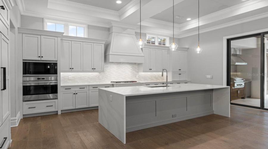 Golden Oak, Florida 32836, 5 Bedroom Bedrooms, ,5 Bathroombathrooms,Residential,For Sale,Symphony Grove,0,Mfro6431116