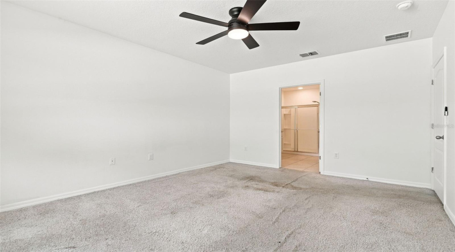 DAVENPORT, Florida 33897, 4 Bedrooms Bedrooms, ,2 BathroomsBathrooms,Residential,For Sale,WELLBORN,0,MFRS5155766