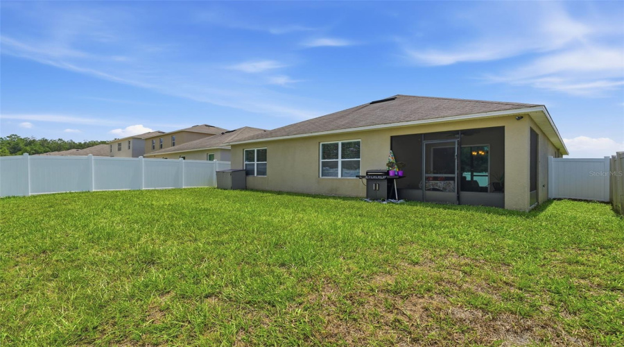 DAVENPORT, Florida 33897, 4 Bedrooms Bedrooms, ,2 BathroomsBathrooms,Residential,For Sale,WELLBORN,0,MFRS5155766