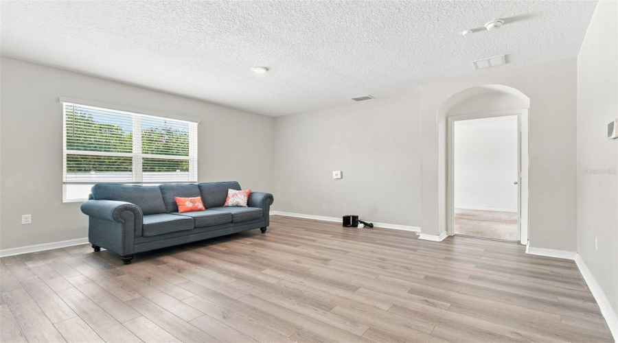 DAVENPORT, Florida 33897, 4 Bedrooms Bedrooms, ,2 BathroomsBathrooms,Residential,For Sale,WELLBORN,0,MFRS5155766
