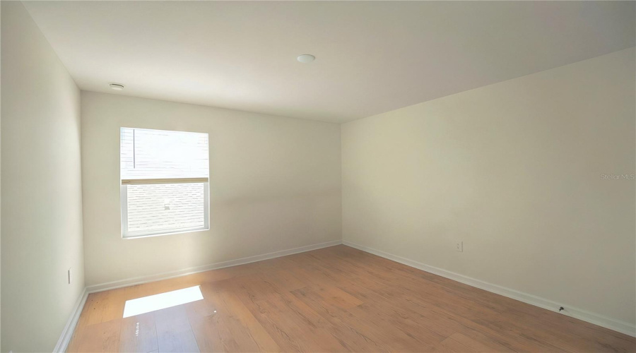 DAVENPORT, Florida 33837, 5 Bedrooms Bedrooms, ,2 BathroomsBathrooms,Residential,For Sale,AQUIFER,0,MFRS5150941